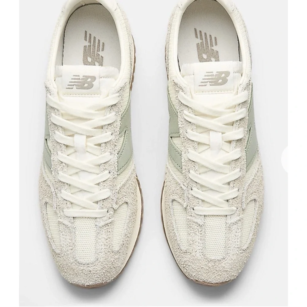 New Balance 471 Sneaker Beige Green Angora Garter‎ Snake Mens 10.5 Womens 12 New